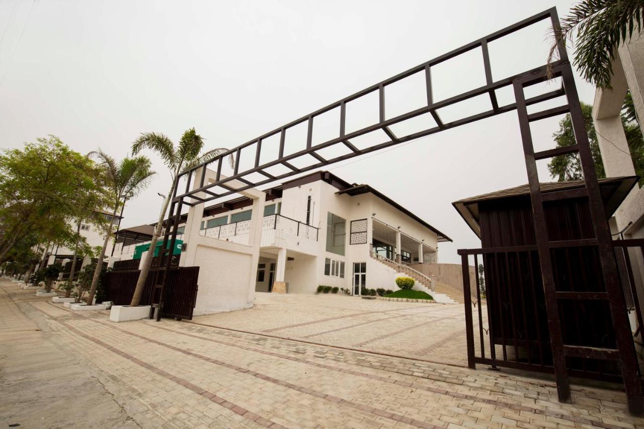 Vistar Pavithra Vivaha Convention Hall Jigani Esterno foto