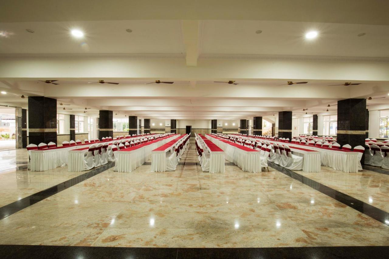 Vistar Pavithra Vivaha Convention Hall Jigani Esterno foto