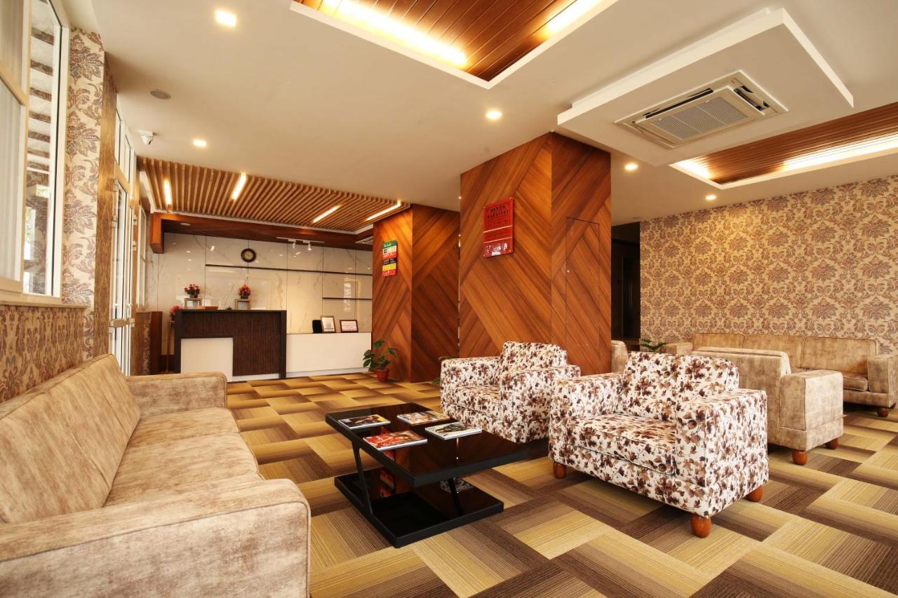 Vistar Pavithra Vivaha Convention Hall Jigani Esterno foto