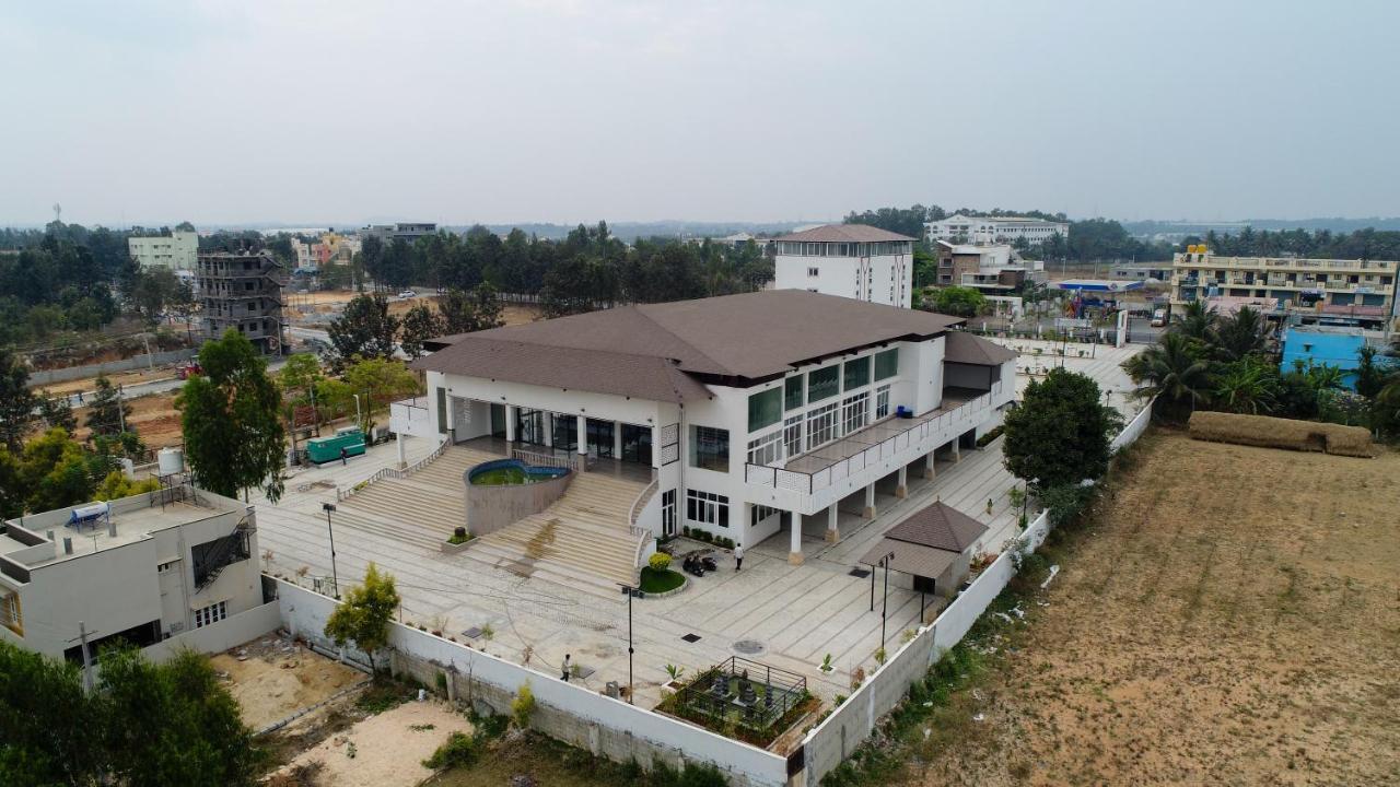 Vistar Pavithra Vivaha Convention Hall Jigani Esterno foto